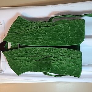 V.DE.Vinster Green Velvet Quilted Sleeveless Kimono